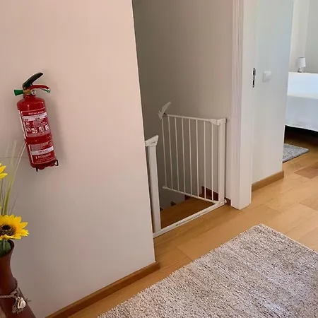 בית נופש Casa Roseiras *