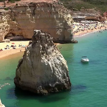 בית נופש Casa Roseiras *