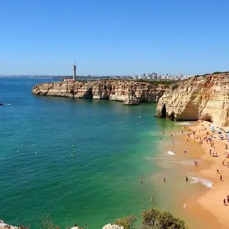 בית נופש Casa Roseiras *