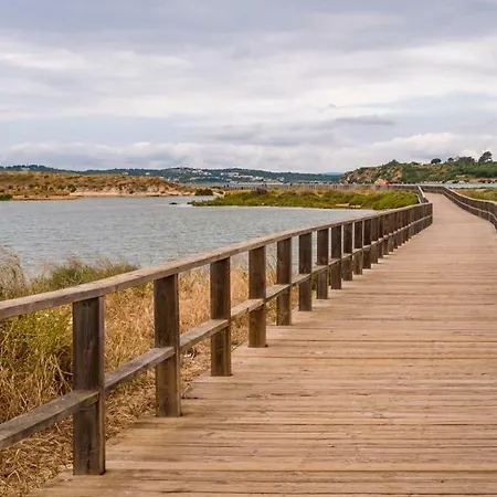 Casa Roseiras בית נופש *