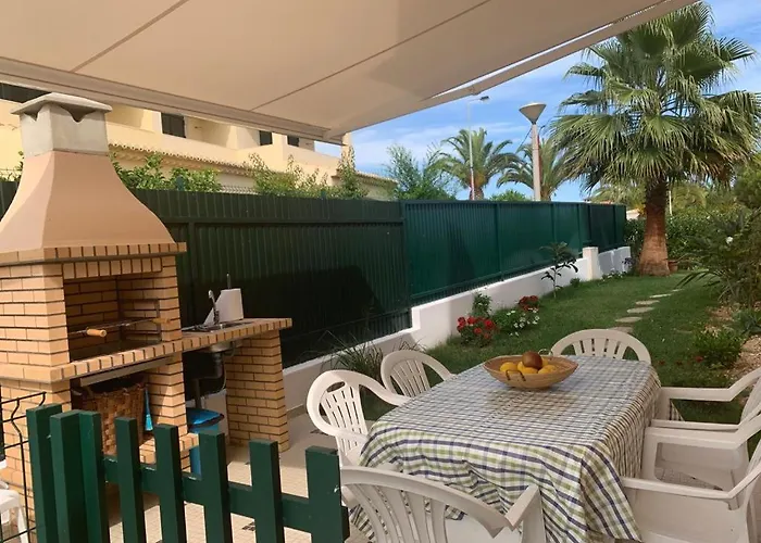 Casa Roseiras Nyaraló