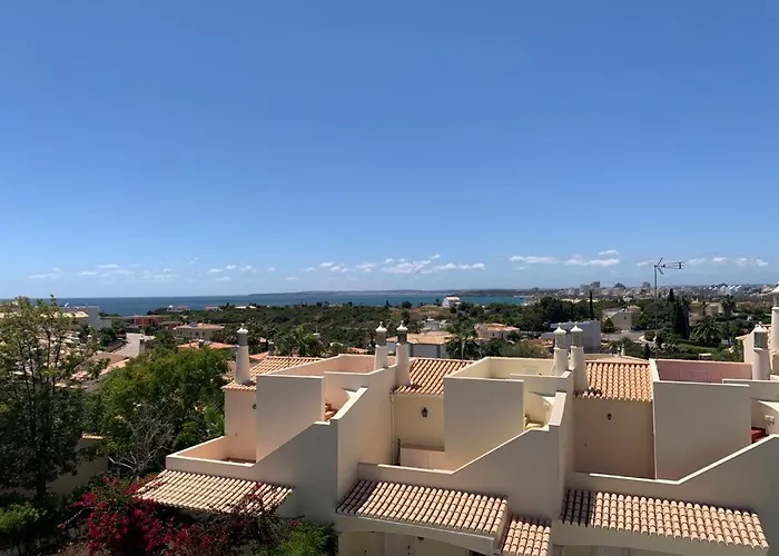 Casa Roseiras Ferragudo (Faro)