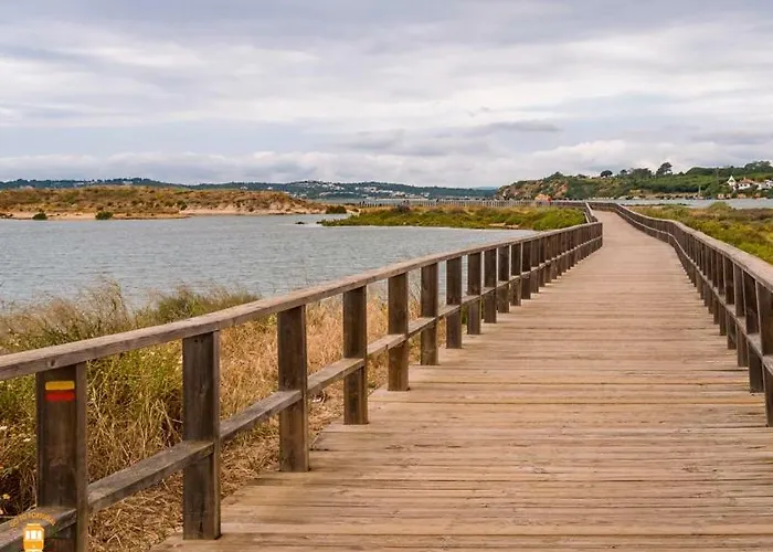 Casa Roseiras Дом отдыха *